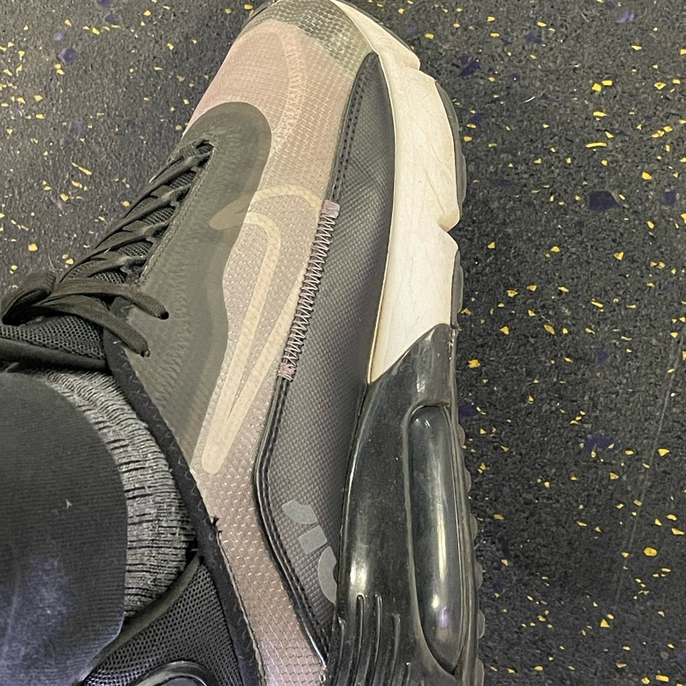 Nike Air Max 2090
Black Wolf Grey Anthracite Size Us 9.5 - Picture 7 of 9